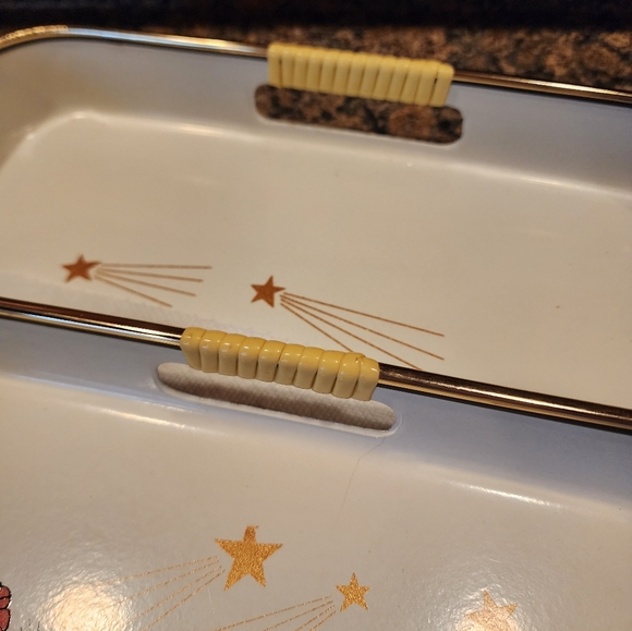 Christmas Tree Lacquer Ware Trays, Set of 2 - Picture 2 of 9